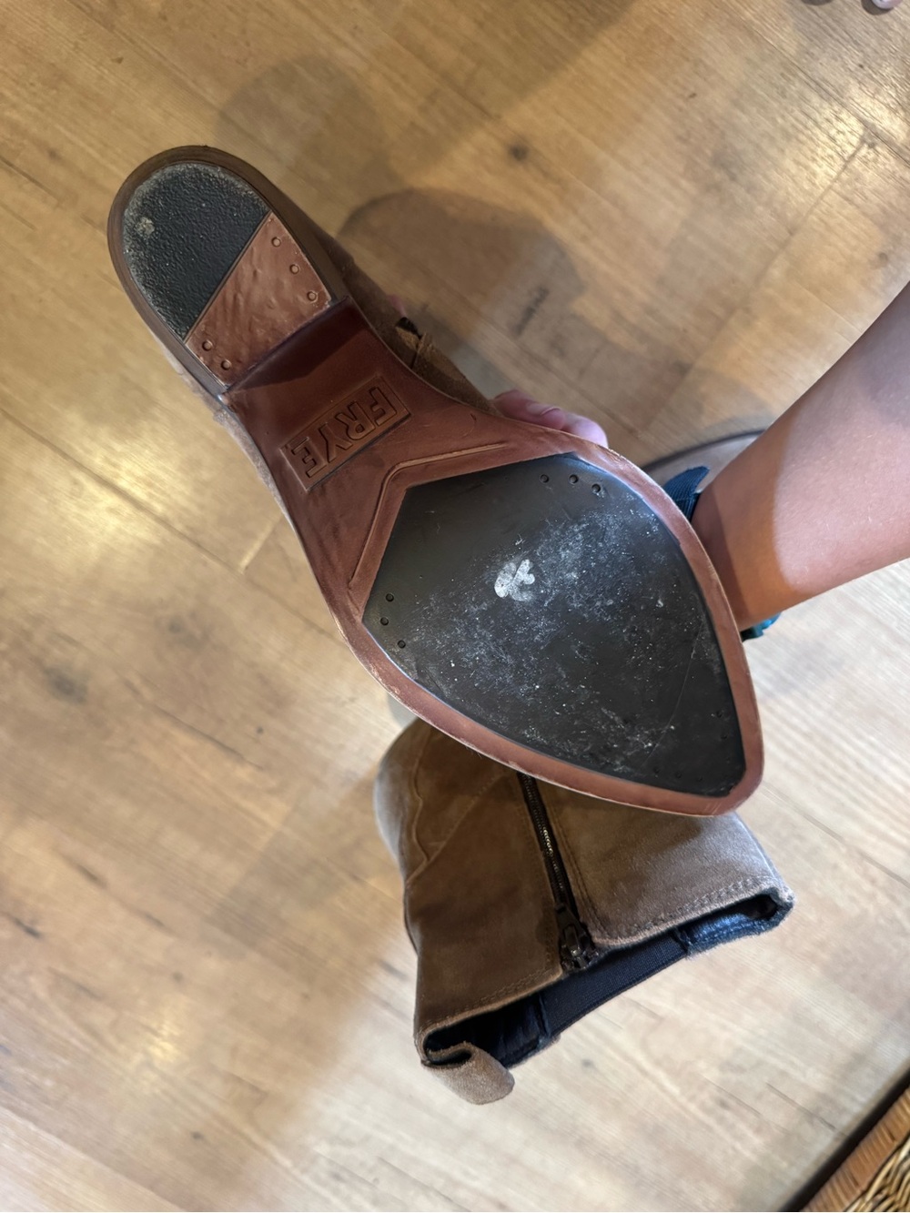 NWT Frye boots - Picture 3 of 4